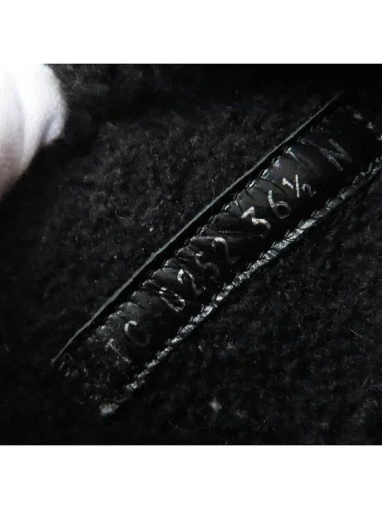 Louis Vuitton Snowdrop Boot Black - Picture 9 of 12